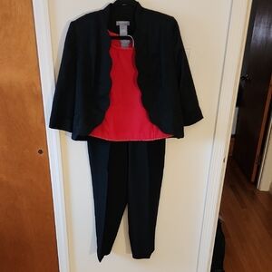Koret Petite Black Red 3 Piece Pant Suit Unique Scalloped Crop Jacket 10P